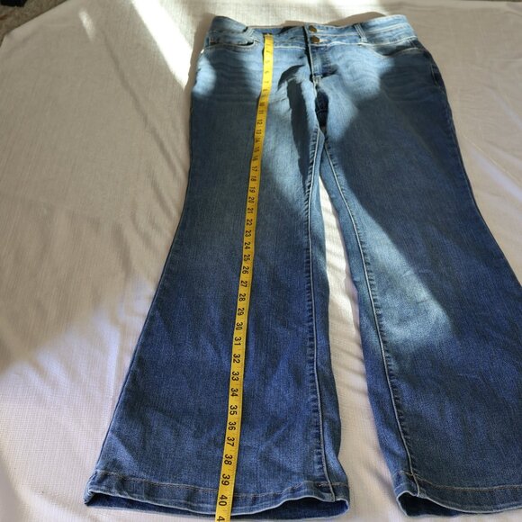 Size 8 - d. jeans flare leg jeans - Medium Wash - Blue Jeans - Denim Jeans - Picture 7 of 11